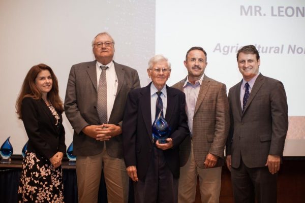 Leon New receives the 2017 Blue legacy Award for Agriculture (Non-Producer) from the Water Conservation Advisory Council (WCAC). Pictured Left to Right: Karen Guz, WCAC; Danny Krienke, NPGCD Board VP; Leon New; Harald Grall, NPGCD Board President; and Bech Bruun, Chairman of the Texas Water Development Board.